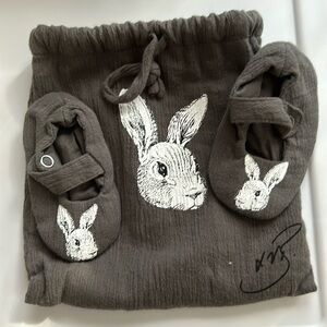 Victoria Beckham for Target- baby slippers with carrying case